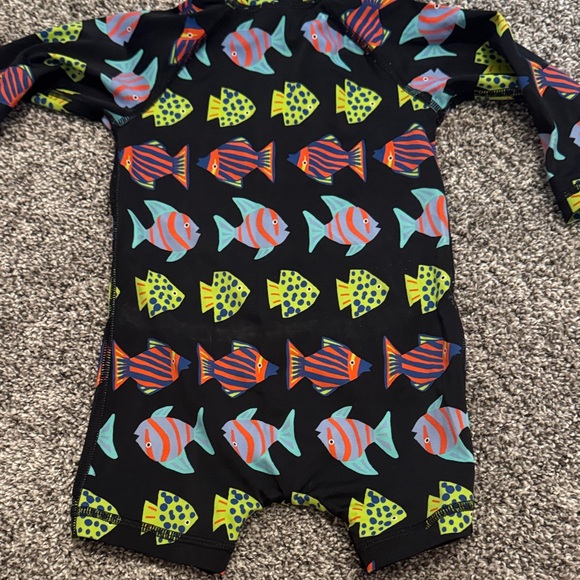 Hanna Andersson Black Baby swimsuit with fish print - Picture 7 of 8